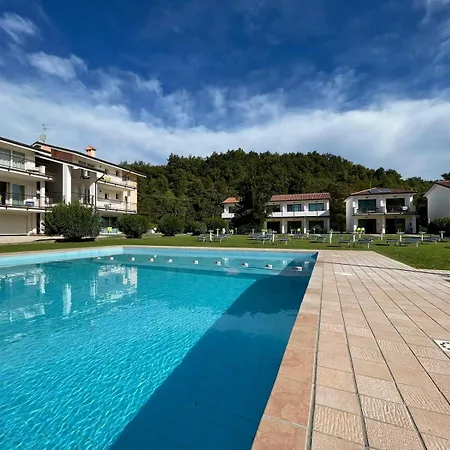 Bran&denise דירה *